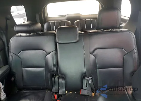 2016 Ford Explorer Xlt z USA, uszkodzony, nr VIN 1FM5K8D88GGB83420